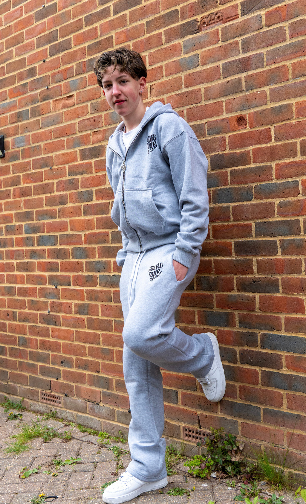 (Grey/black) Guardyourspace zip up tracksuit