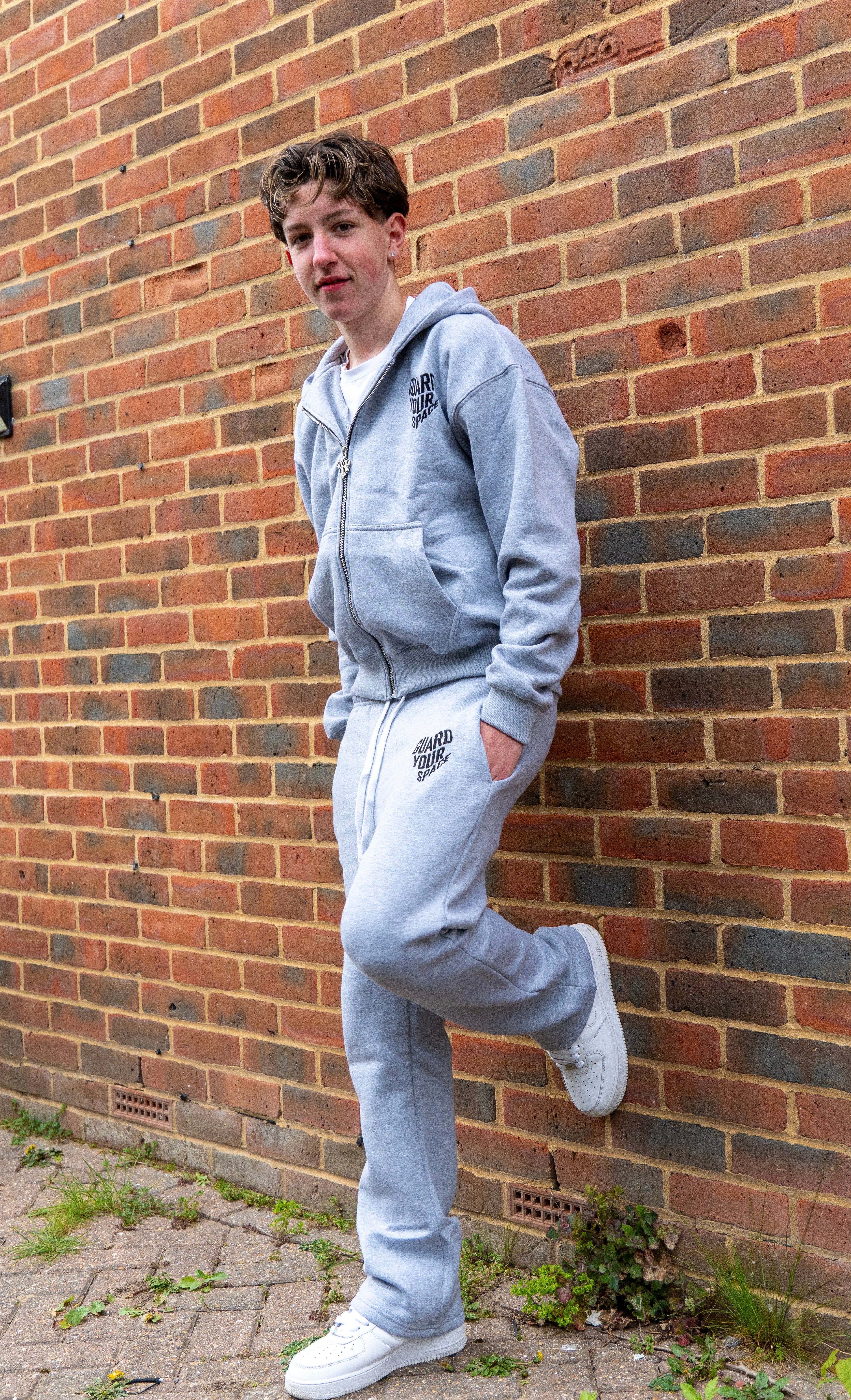 (Grey/black) Guardyourspace zip up tracksuit